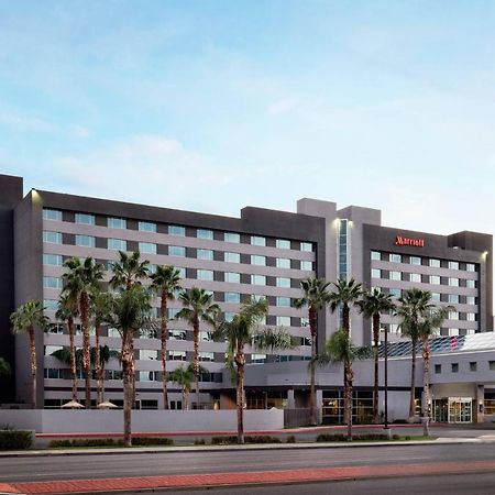 Hotel Bakersfield Marriott At The Convention Center Exterior foto