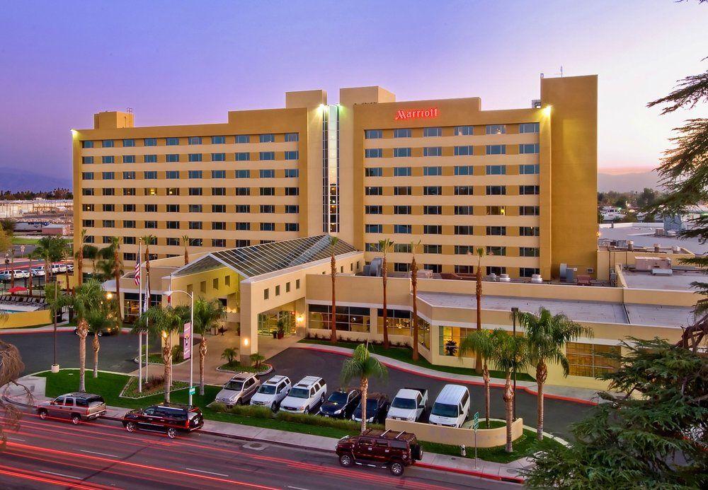 Hotel Bakersfield Marriott At The Convention Center Exterior foto