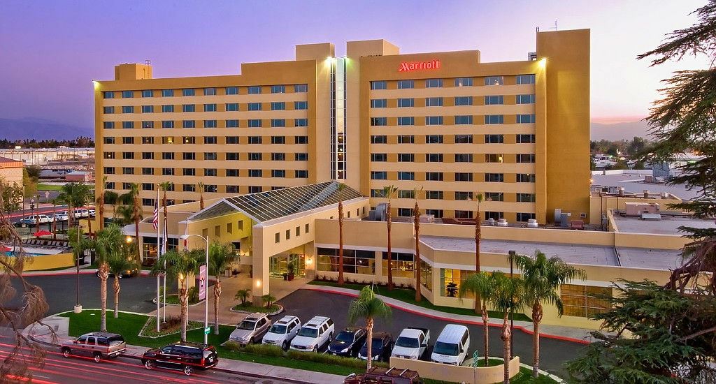 Hotel Bakersfield Marriott At The Convention Center Exterior foto